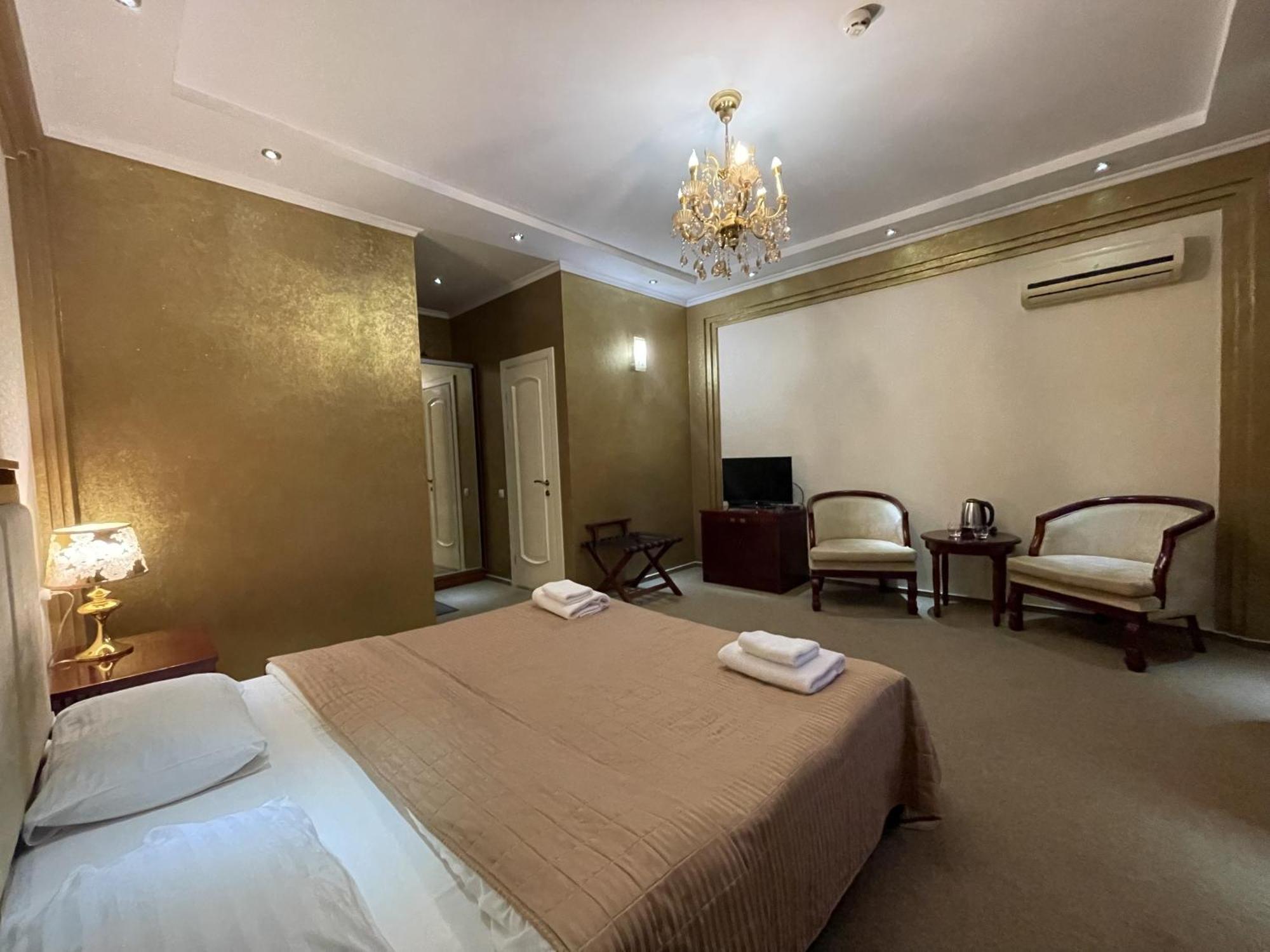 Київські Ночі Hotel Exterior foto