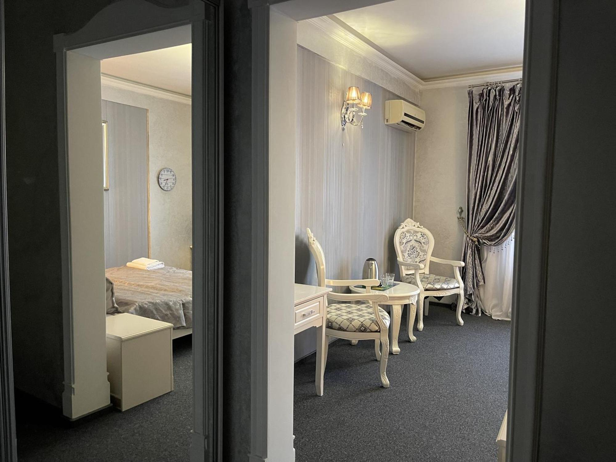 Київські Ночі Hotel Exterior foto