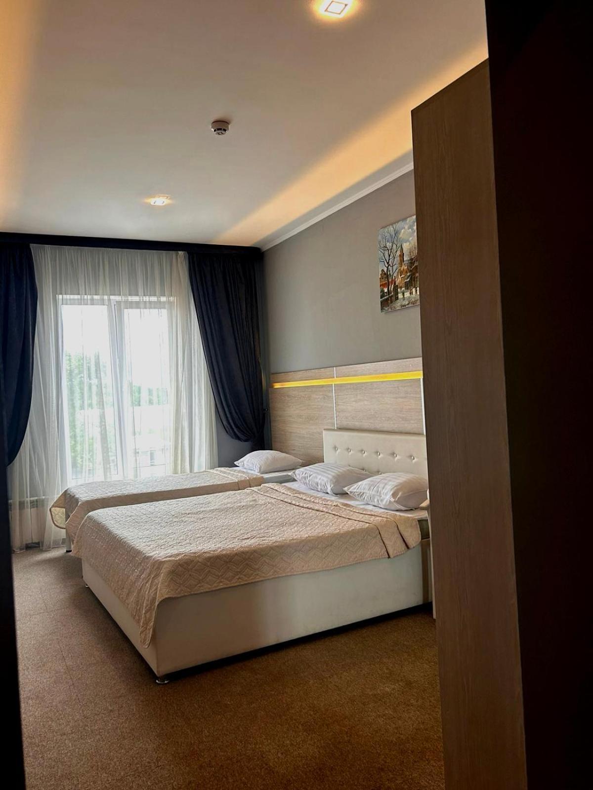 Київські Ночі Hotel Exterior foto